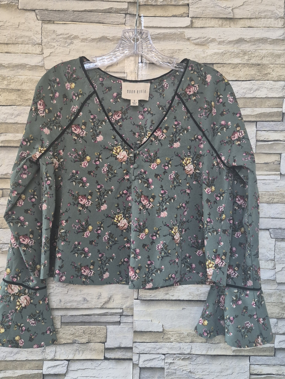 ​Moon River Blouse Womens XS Sage Green Floral Bell Sleeve Boho Cottagecore